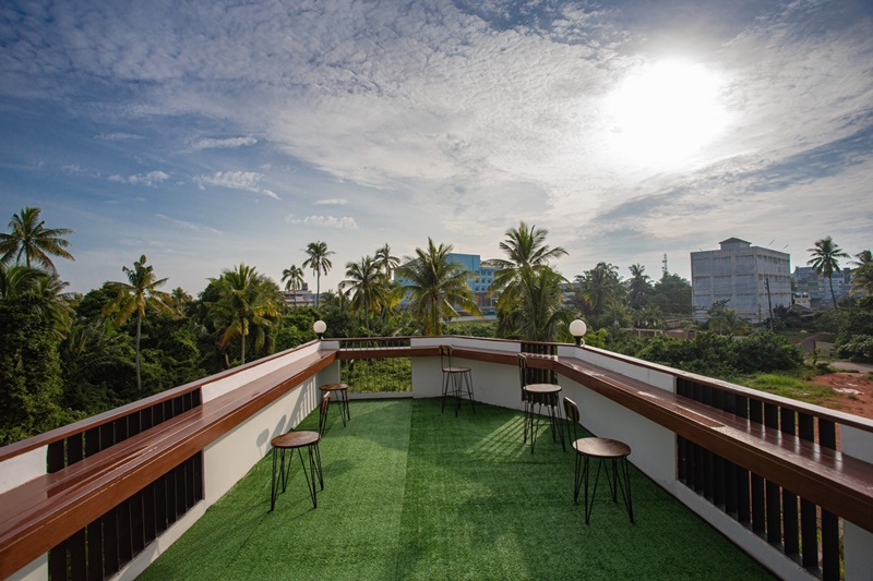 SLEEPBOX CAPSULE โรงแรมแคปซูล สลีปบ๊อกซ์ สุราษฎร์ธานี เปิดบริการห้องพักแบบรายเดือน